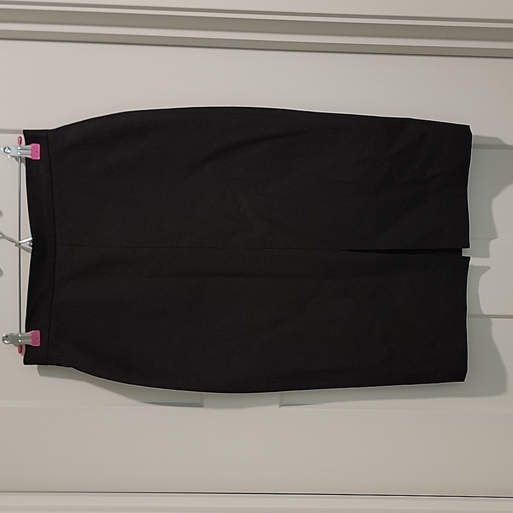 Black pencil skirt